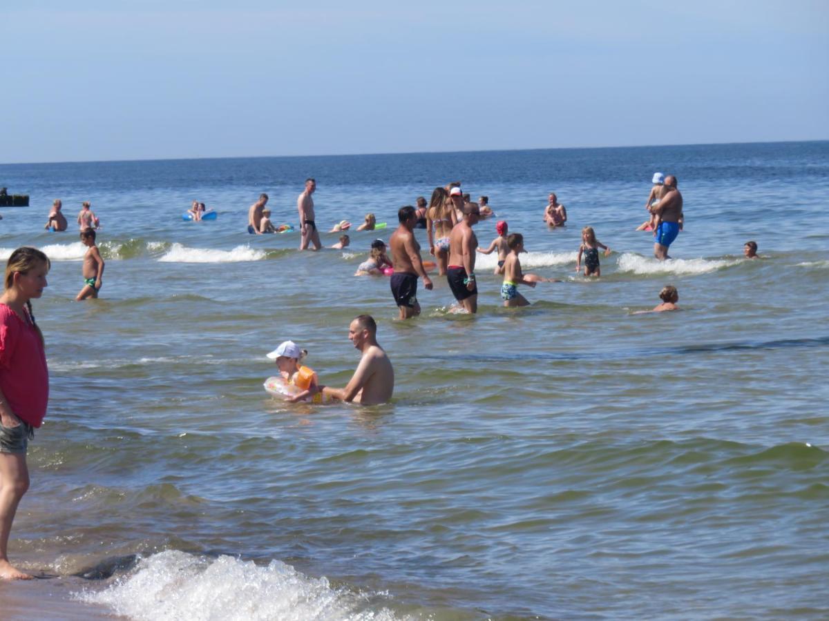 Ozi-Holiday Rusinowo  Buitenkant foto